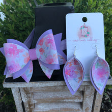 Load image into Gallery viewer, Mommy and Me Spring Floral Bow or Earrings